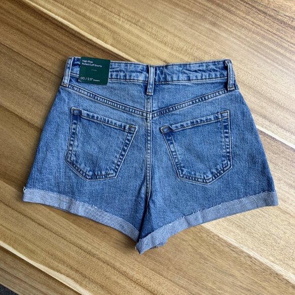 Wild Fable Junior Teens High-Rise Rolled Cuff Blue Denim Shorts Size 00 XXS - Picture 2 of 9